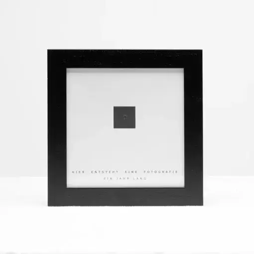Framed Camera Obscura Bild frontal aufgenommen