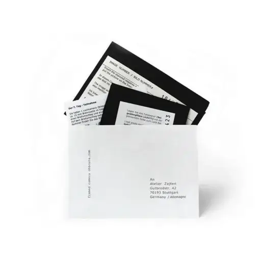 Nachladeset mit Fotopapier und Briefumschlag aus dem Projekt The 7th Day