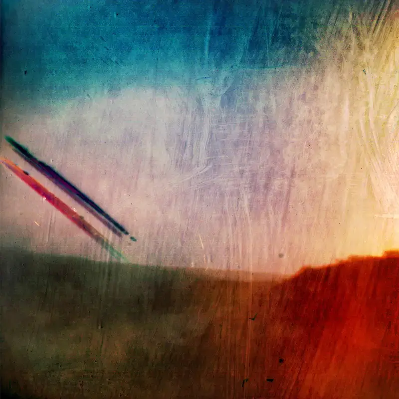 Das Bild zeigt den Sonnenverlauf über dem Horizont. Belichtungszeit: 2 Wochen